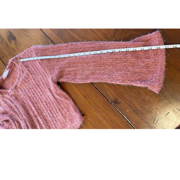 Urban Renewal Womens Small Petite BellSleeve Pullover Sweater Made in USA Fuzzy - Picture 8 of 8